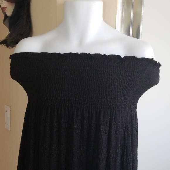 No Name Black Lace Gown - Picture 2 of 5